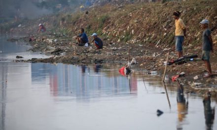 Sungai Jakarta Di Ambang Krisis: Penyebab Kerusakan