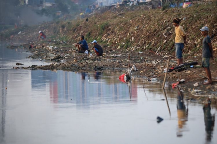 Sungai Jakarta Di Ambang Krisis: Penyebab Kerusakan