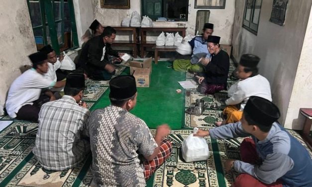 Perbedaan Tahlil, Yasinan, Dan Doa Bersama Dalam Islam