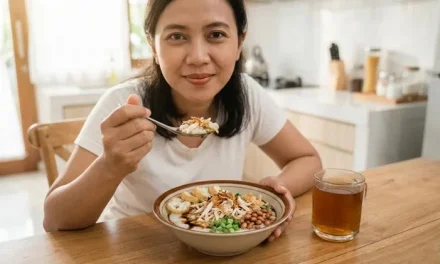 Apakah Sarapan Bubur Ayam Sehat? Ini Penjelasan Ahli Gizi
