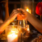 Candle Light Dinner: Suasana Hangat Untuk Momen Spesial