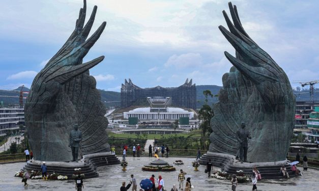 Masa Depan Indonesia: Tantangan Pembangunan Saat Perubahan