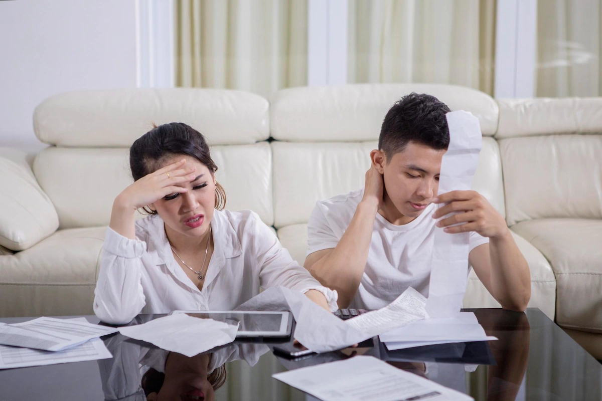 Generasi Sandwich: Tantangan Finansial Merawat Dua Generasi